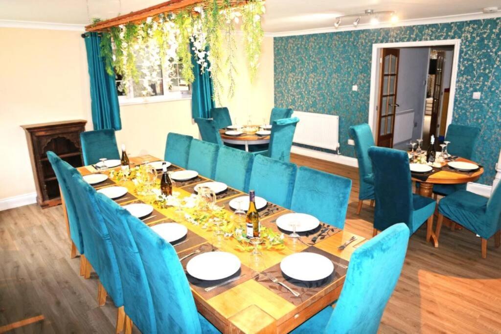 Hen & Stag Retreat Weekend Stay Sleeps 10 To 30 Thetford Kültér fotó